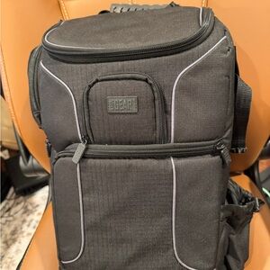 USA Gear Camera Backpack black Mirrorless DSLR Photography bag